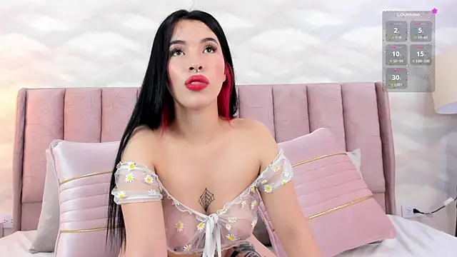 im nika  online show from February 7, 2025, 12:50 pm