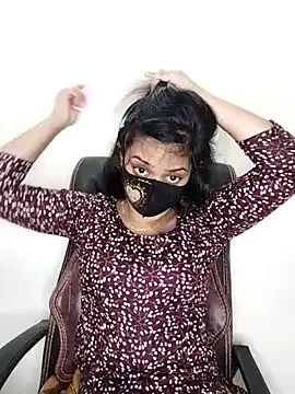 Snapshot of Tapur- chatting on October 15, 2025, 2:47 pm Tapur- online show from October 15, 2025, 2:47 pm