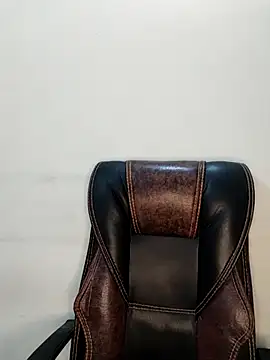 Snapshot of Tapur- chatting on October 29, 2025, 3:44 pm Tapur- online show from October 29, 2025, 3:44 pm