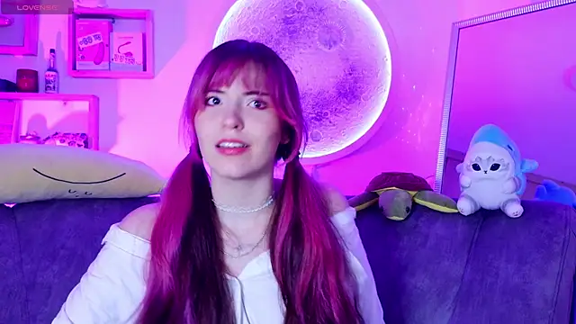 cherrybom969 online show from April 14, 2026, 6:40 am