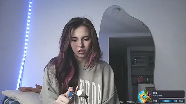 Snapshot of cherrybom969 chatting on September 30, 2025, 6:41 am cherrybom969 online show from September 30, 2025, 6:41 am