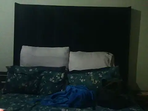 mshayiwesinqa12 online show from September 16, 2025, 5:58 pm