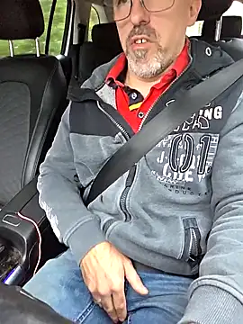 Snapshot of Crosss-23cm chatting on October 10, 2025, 6:58 am Crosss-23cm online show from October 10, 2025, 6:58 am