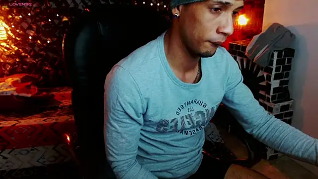 SonicJ25 online show from February 7, 2025, 3:34 am