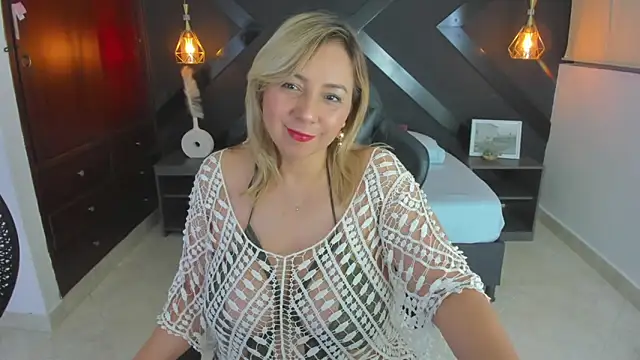 andre soto  online show from September 18, 2025, 2:14 am