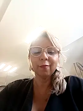 Snapshot of andre_soto_ chatting on February 21, 2026, 4:31 pm andre soto online show from February 21, 2026, 4:31 pm