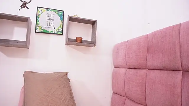 samantha sw online show from October 8, 2025, 3:19 am