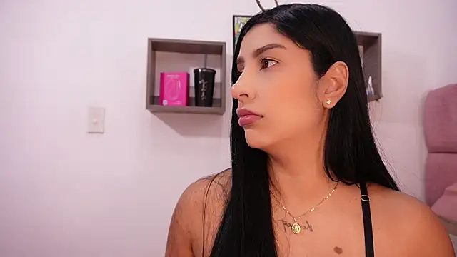 samantha sw online show from September 30, 2025, 3:12 am