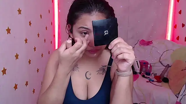 Snapshot of valeriia__118 chatting on February 23, 2025, 5:01 am valeriia 118 online show from February 23, 2025, 5:01 am