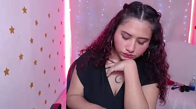 Snapshot of valeriia__118 chatting on March 18, 2025, 8:06 am valeriia 118 online show from March 18, 2025, 8:06 am