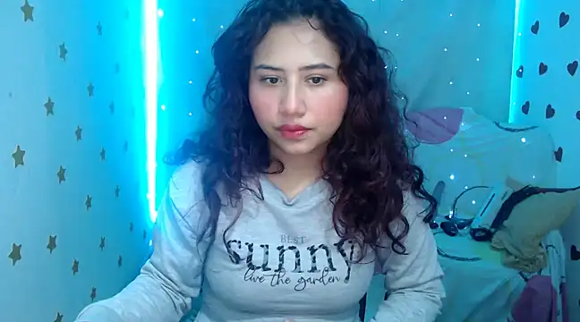 Snapshot of valeriia__118 chatting on February 14, 2025, 5:09 am valeriia 118 online show from February 14, 2025, 5:09 am