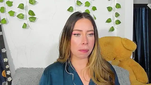 JanneKim online show from December 1, 2025, 4:02 am