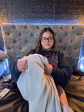 Snapshot of Paloma__LS chatting on October 28, 2025, 9:03 pm Paloma  LS online show from October 28, 2025, 9:03 pm