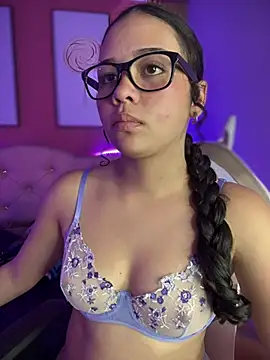 Snapshot of Paloma__LS chatting on February 20, 2025, 10:37 pm Paloma  LS online show from February 20, 2025, 10:37 pm