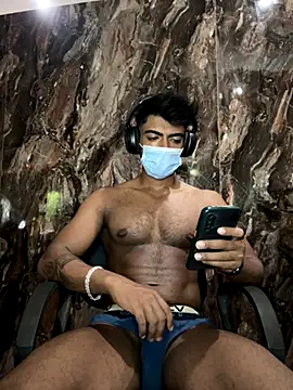 rony6663 online show from October 19, 2025, 6:05 am