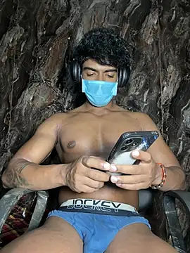 rony6663 online show from March 25, 2026, 6:02 am