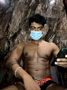 rony6663 online show from November 7, 2025, 6:18 am