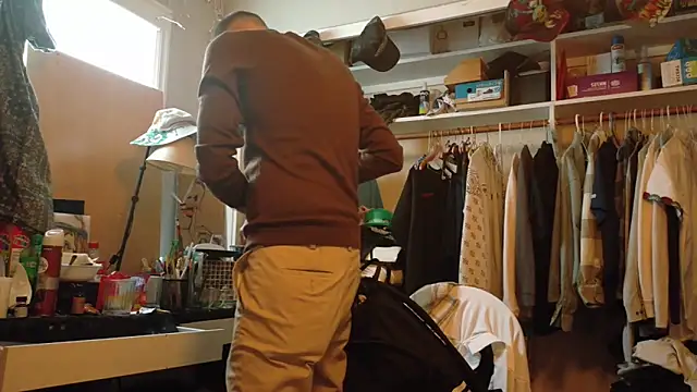 Snapshot of smokee_parT903 chatting on February 9, 2026, 11:03 pm smokee parT903 online show from February 9, 2026, 11:03 pm