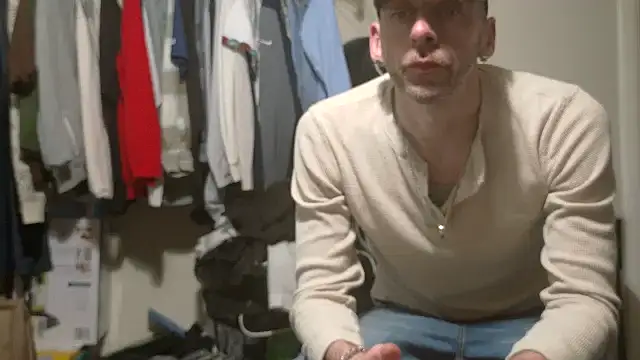 Snapshot of smokee_parT903 chatting on February 11, 2026, 6:19 pm smokee parT903 online show from February 11, 2026, 6:19 pm