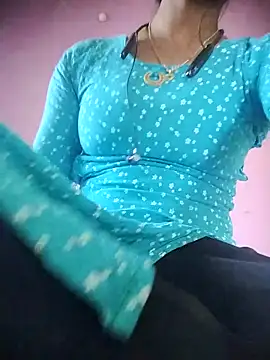 aadhini01 online show from March 7, 2025, 7:08 am