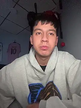 Snapshot of Stiven_017 chatting on January 15, 2026, 1:31 am Stiven 017 online show from January 15, 2026, 1:31 am