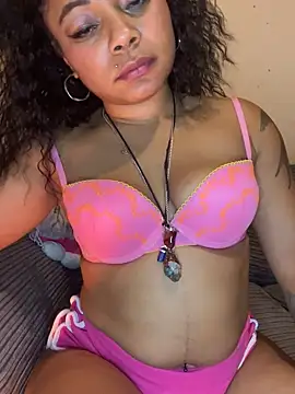 ChloeRebel online show from January 3, 2025, 1:05 am