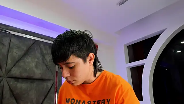 Snapshot of AbbySmiitth_ chatting on February 28, 2026, 9:36 pm AbbySmiitth online show from February 28, 2026, 9:36 pm