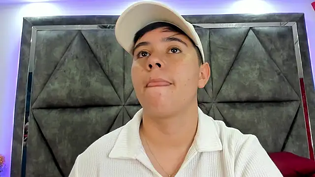 AbbySmiitth  online show from March 9, 2026, 10:13 pm