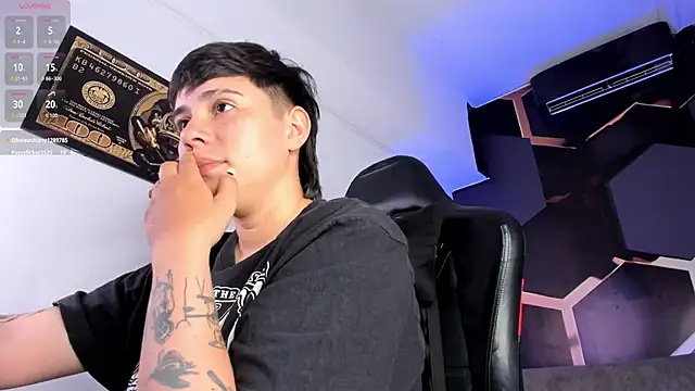 Snapshot of AbbySmiitth_ chatting on October 3, 2025, 7:26 pm AbbySmiitth  online show from October 3, 2025, 7:26 pm