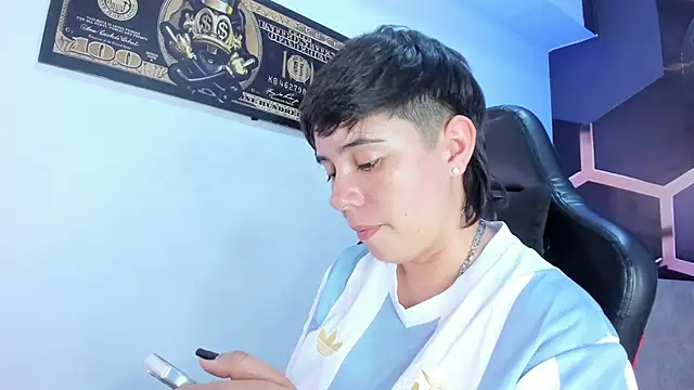 Snapshot of AbbySmiitth_ chatting on September 17, 2025, 7:05 pm AbbySmiitth  online show from September 17, 2025, 7:05 pm