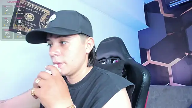 Snapshot of AbbySmiitth_ chatting on October 15, 2025, 7:44 pm AbbySmiitth  online show from October 15, 2025, 7:44 pm