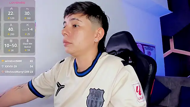 Snapshot of AbbySmiitth_ chatting on October 24, 2025, 7:02 pm AbbySmiitth  online show from October 24, 2025, 7:02 pm