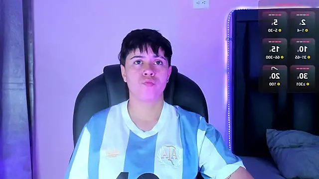 Snapshot of AbbySmiitth_ chatting on September 28, 2025, 6:04 pm AbbySmiitth  online show from September 28, 2025, 6:04 pm