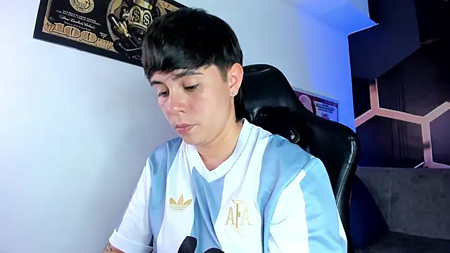 Snapshot of AbbySmiitth_ chatting on October 20, 2025, 7:14 pm AbbySmiitth  online show from October 20, 2025, 7:14 pm