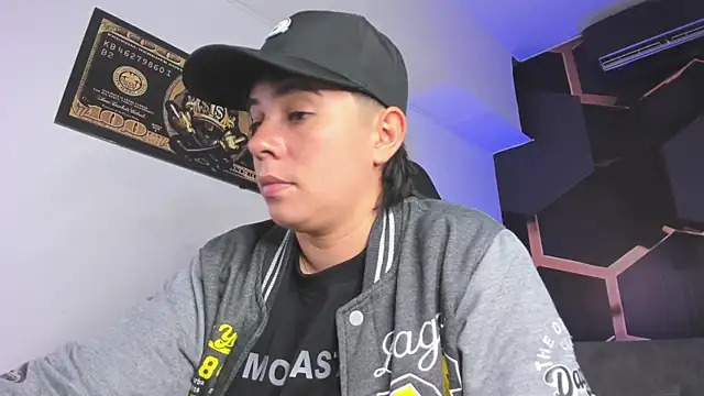 Snapshot of AbbySmiitth_ chatting on October 13, 2025, 7:26 pm AbbySmiitth  online show from October 13, 2025, 7:26 pm