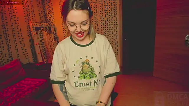 whoa-hoa-hoa-hoa-hoa online show from April 11, 2026, 3:27 pm