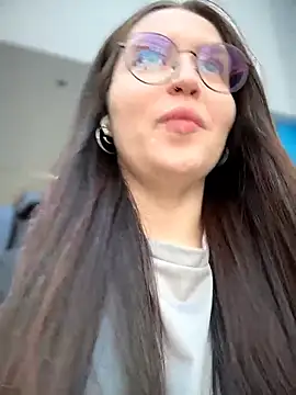 meow girl online show from March 30, 2026, 9:55 am