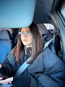 meow girl online show from February 14, 2026, 9:42 am