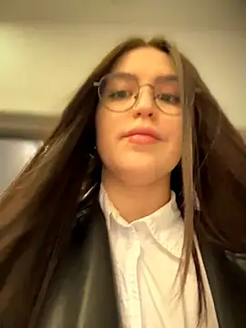 meow girl online show from February 28, 2026, 11:10 am