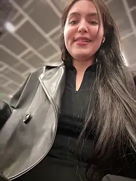 Snapshot of meow_girl chatting on February 28, 2025, 11:03 am meow girl online show from February 28, 2025, 11:03 am