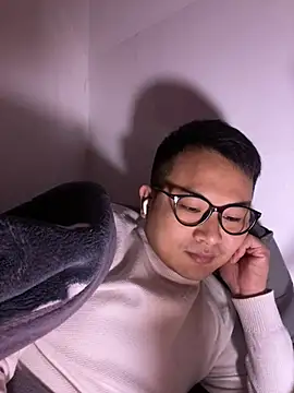 lixiaoshuai8 online show from January 12, 2026, 7:59 am