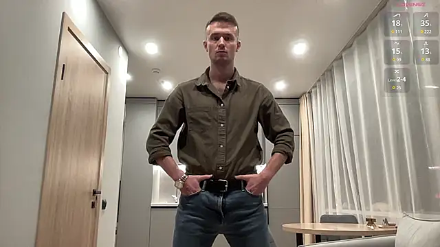 cute mark online show from November 24, 2025, 2:44 am