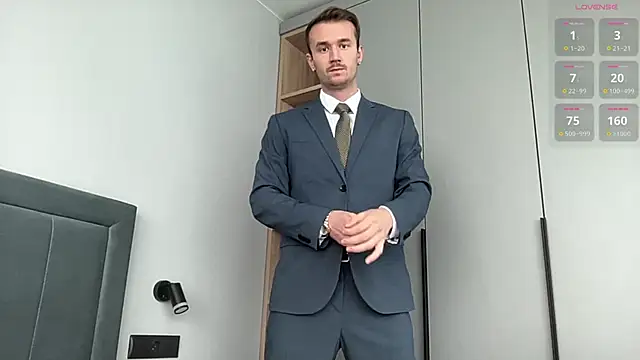 Snapshot of cute_mark chatting on September 18, 2025, 7:44 am cute mark online show from September 18, 2025, 7:44 am