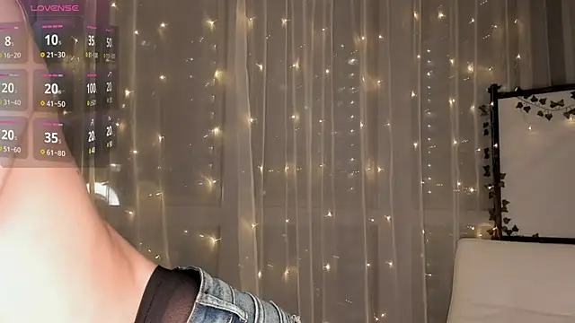 Snapshot of ms_elizabethqueen chatting on February 6, 2025, 5:40 pm ms elizabethqueen online show from February 6, 2025, 5:40 pm