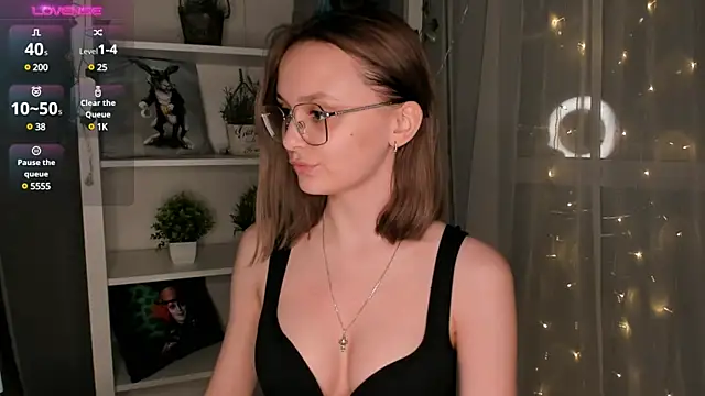 Snapshot of ms_elizabethqueen chatting on February 14, 2025, 7:12 pm ms elizabethqueen online show from February 14, 2025, 7:12 pm