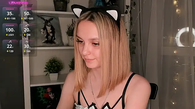 Snapshot of ms_elizabethqueen chatting on February 9, 2025, 10:00 pm ms elizabethqueen online show from February 9, 2025, 10:00 pm
