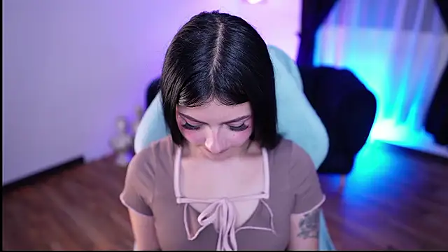 myeimmy 33 online show from March 13, 2026, 11:43 pm