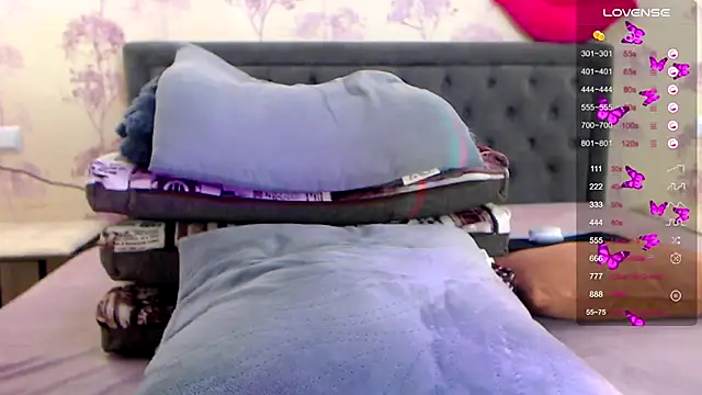  Sexy-Mia  online show from February 1, 2025, 4:43 pm