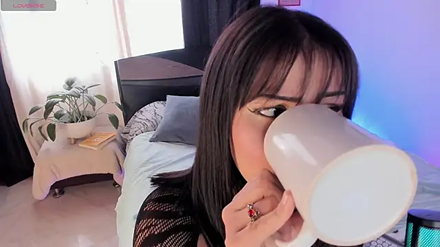 anhiahoney02 online show from March 19, 2026, 1:55 pm