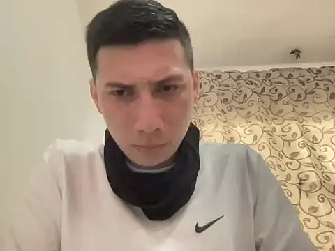 Snapshot of Jorge-Silla chatting on September 29, 2025, 3:28 pm Jorge-Silla online show from September 29, 2025, 3:28 pm